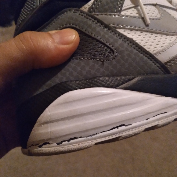 Nike - Picture 4 of 4